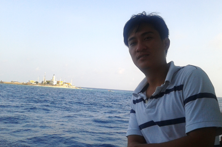 0.	Thầy giáo Phạm Gia Huy đang công tác tại đảo Trường Sa lớn.